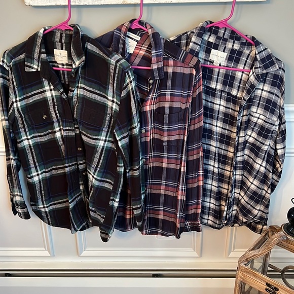 American Eagle Outfitters Tops - 3‼️‼️ american eagle flannels